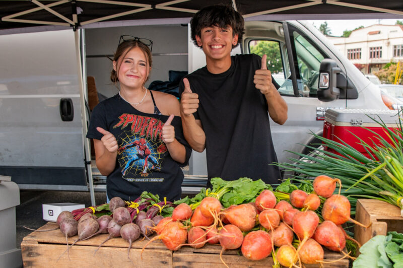 These snohomish farmer market vendors know that local food just can’t be beet