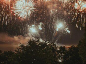 tulalip boom city fireworks night sky